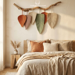 Decoración tapiz de macramé colores de otoño.