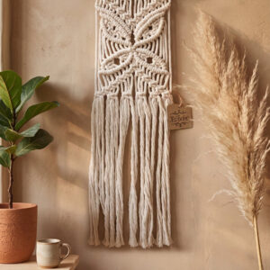 Tapiz de macramé mariposa.