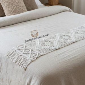 Camino de mesa-cama macramé martes.