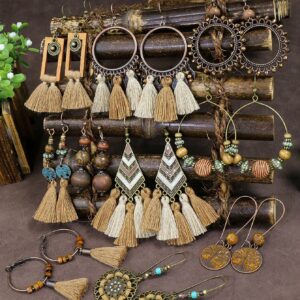 Aretes boho tribales.