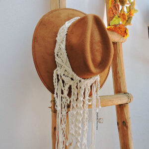 Sombrero con toquilla Tierra.