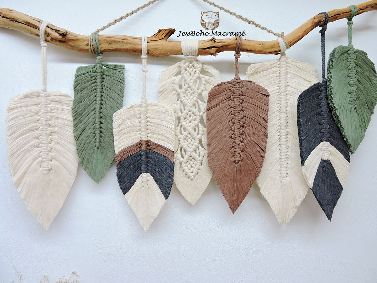 Tapiz Flamenco gris de macramé.